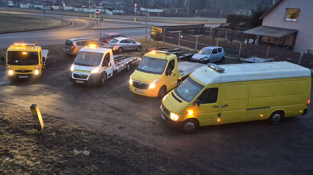 Flota Pomocy Drogowej Prusakowski – autolawety i bus serwisowy gotowe do wyjazdu